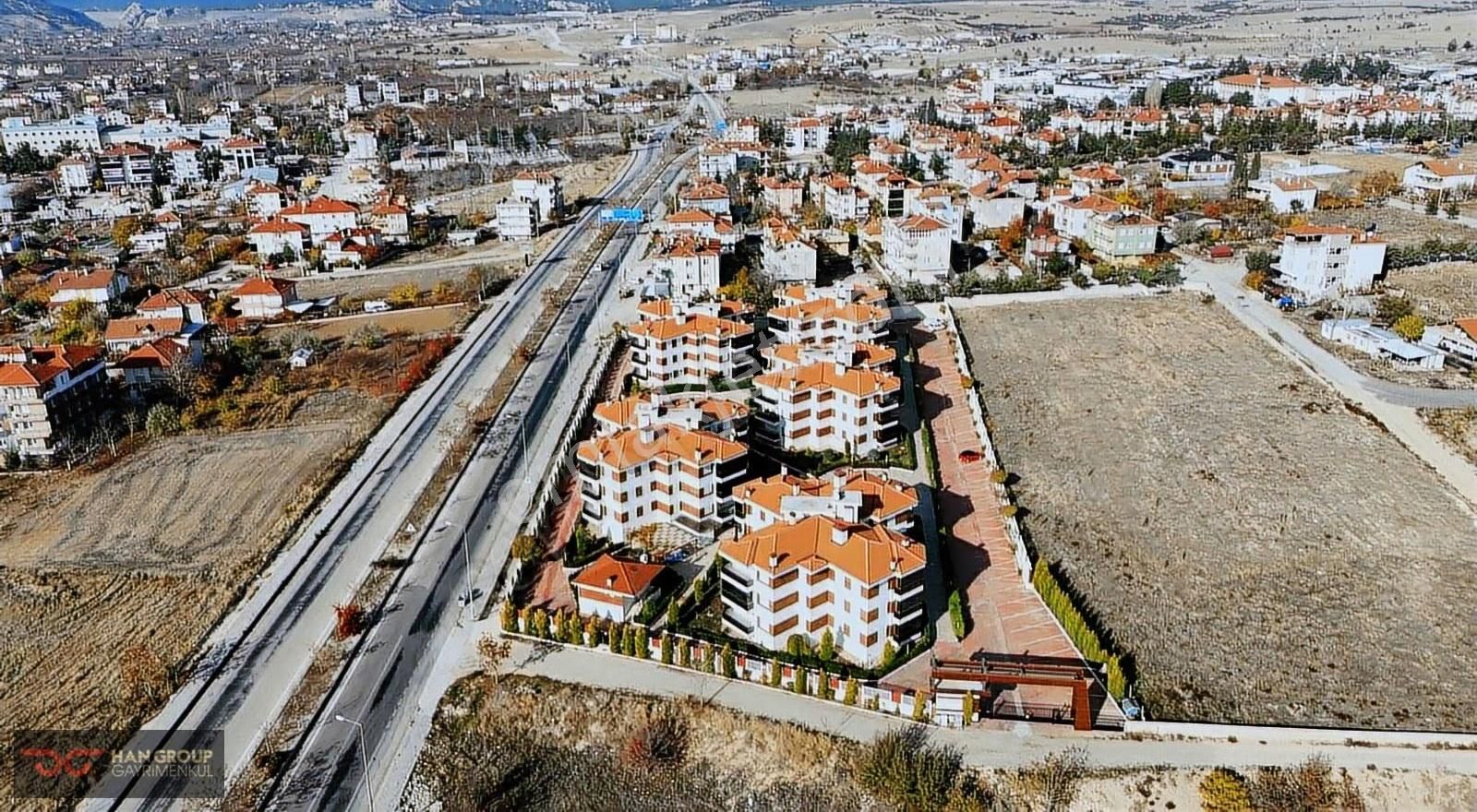 Han Gayrimenkul'den Yüzme Havuzlu Eşyalı Uygun Daire - Görsel 22