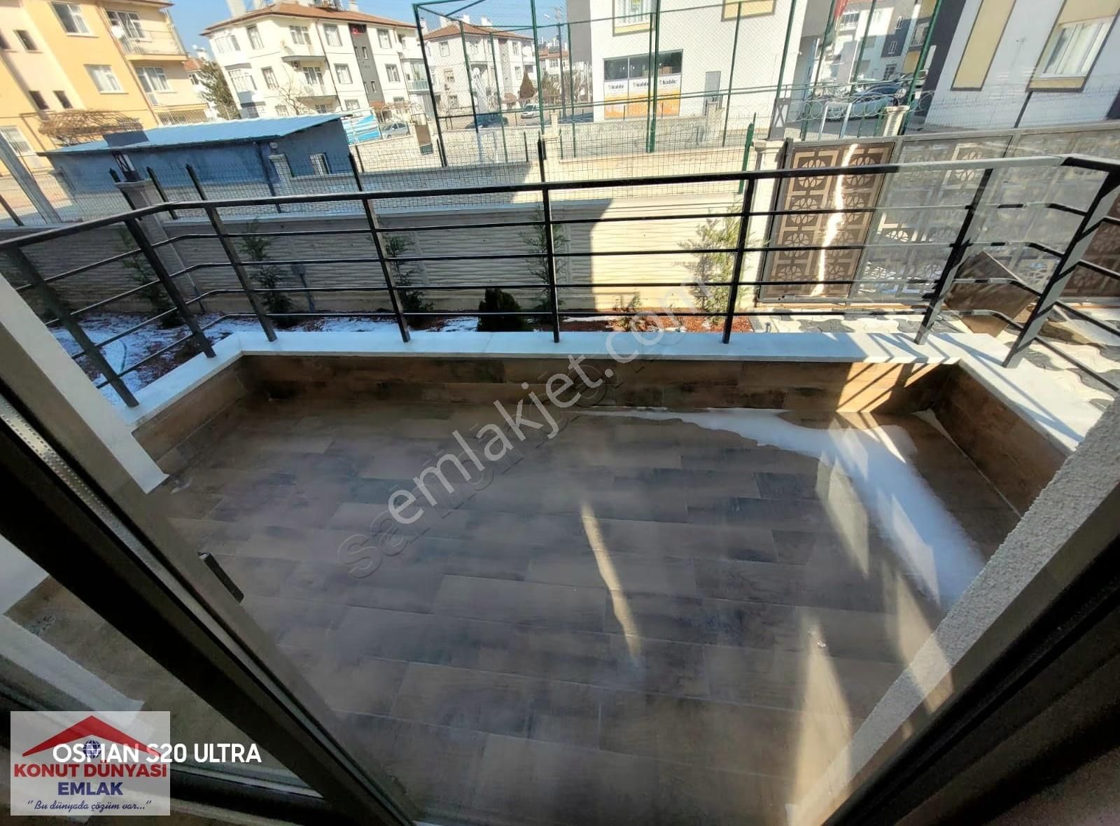 Kosova'da Cadde Cepheli 3.5+1 Ultralüks Sıfır Arakat Ve Sonkat - Görsel 4