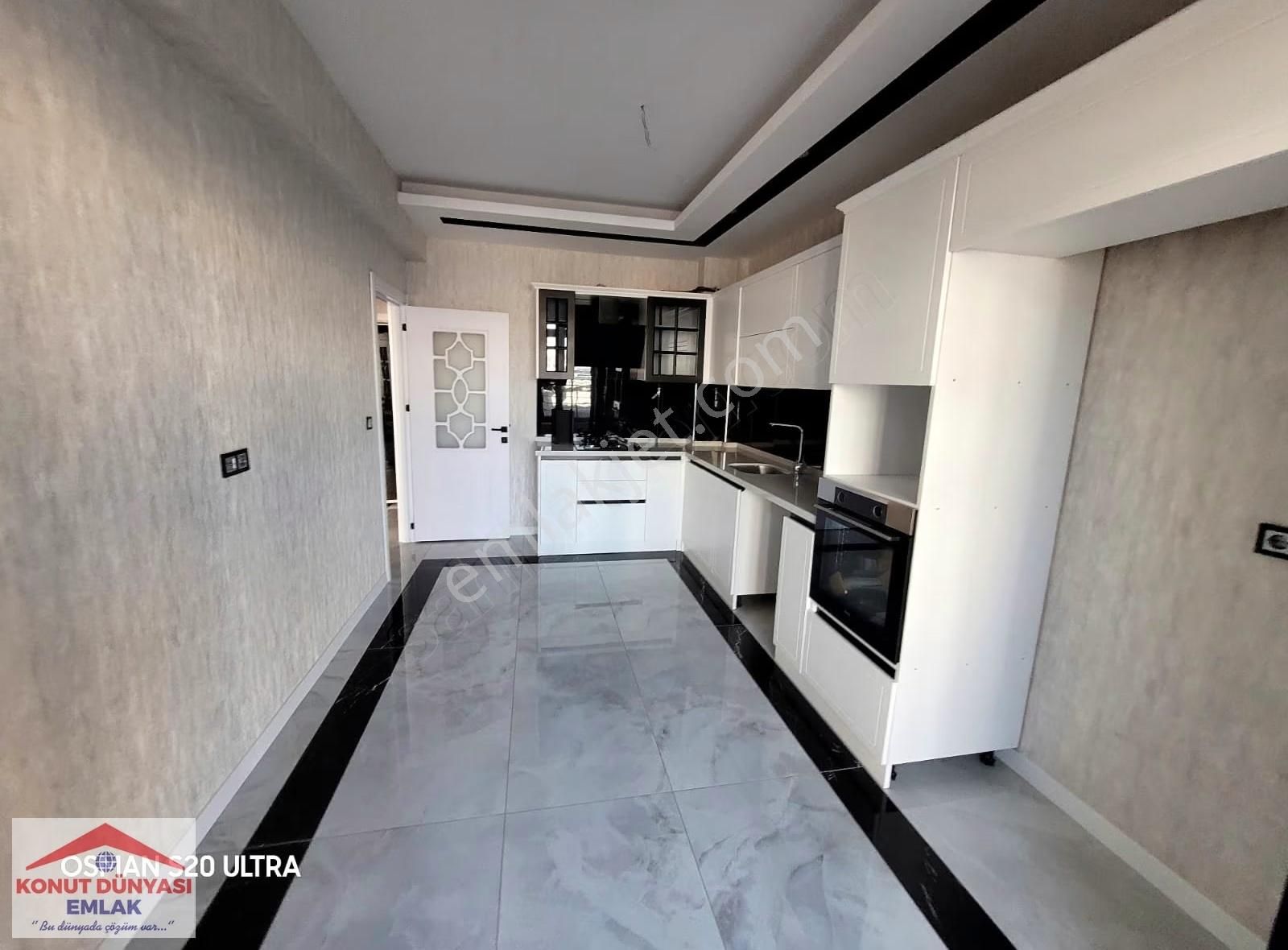 Kosova'da Cadde Cepheli 3.5+1 Ultralüks Sıfır Arakat Ve Sonkat - Görsel 8