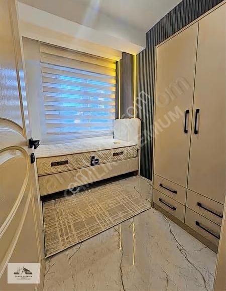 Bursa Caddesi'nde Emsalsiz Genişlikte 2+1 Kiralık Arakat Daire - Görsel 13