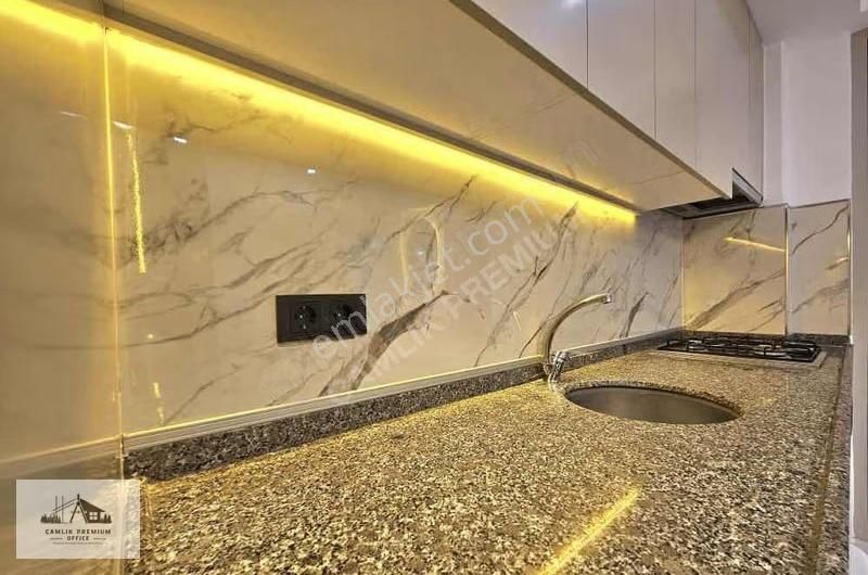 Bursa Caddesi'nde Emsalsiz Genişlikte 2+1 Kiralık Arakat Daire - Görsel 2