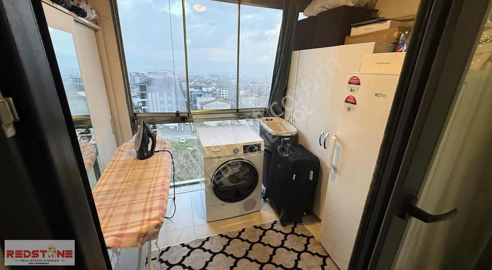 Gümüşler Bulvarında Vadi Konutlarında Havuzlu Satılık 3+1 Daire - Görsel 11