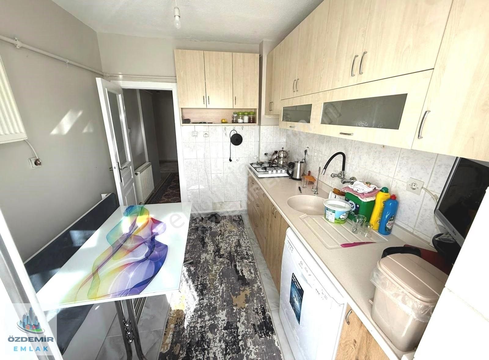 Özdemir Emlak'tan Site İçerisinde Ara Katta Fırsat Daire!!!! - Görsel 16