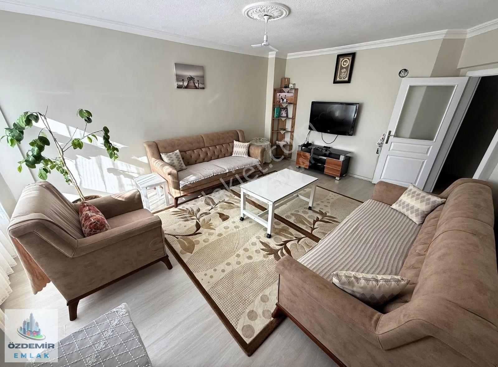 Özdemir Emlak'tan Site İçerisinde Ara Katta Fırsat Daire!!!! - Görsel 9