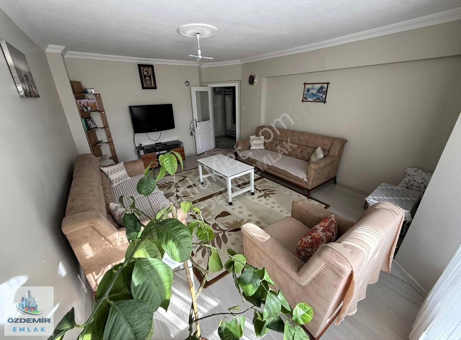 Özdemir Emlak'tan Site İçerisinde Ara Katta Fırsat Daire!!!! - Görsel 12