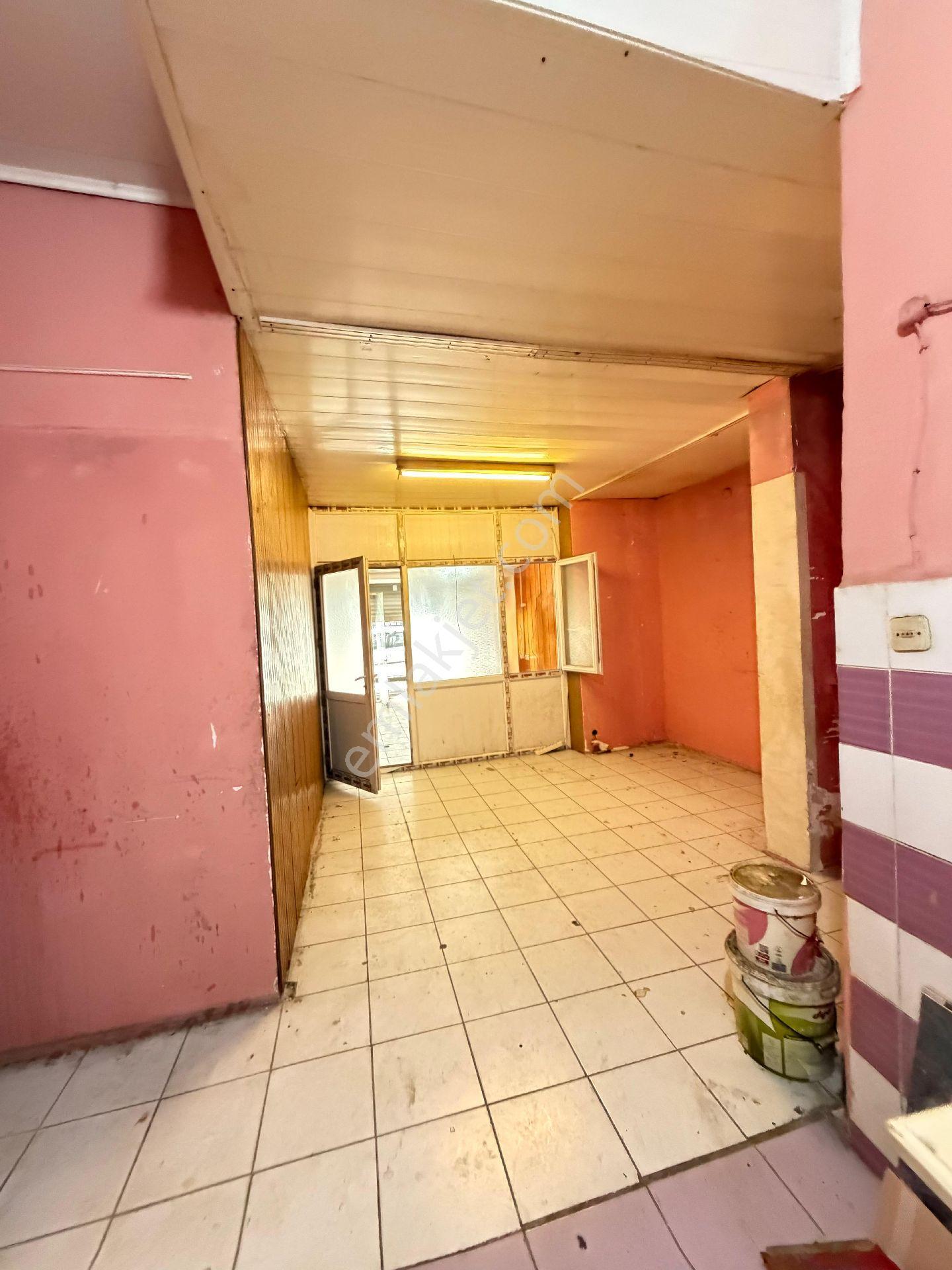 İzmir Konak Atilla Mahallesinde Satılık Dükkan - Görsel 3