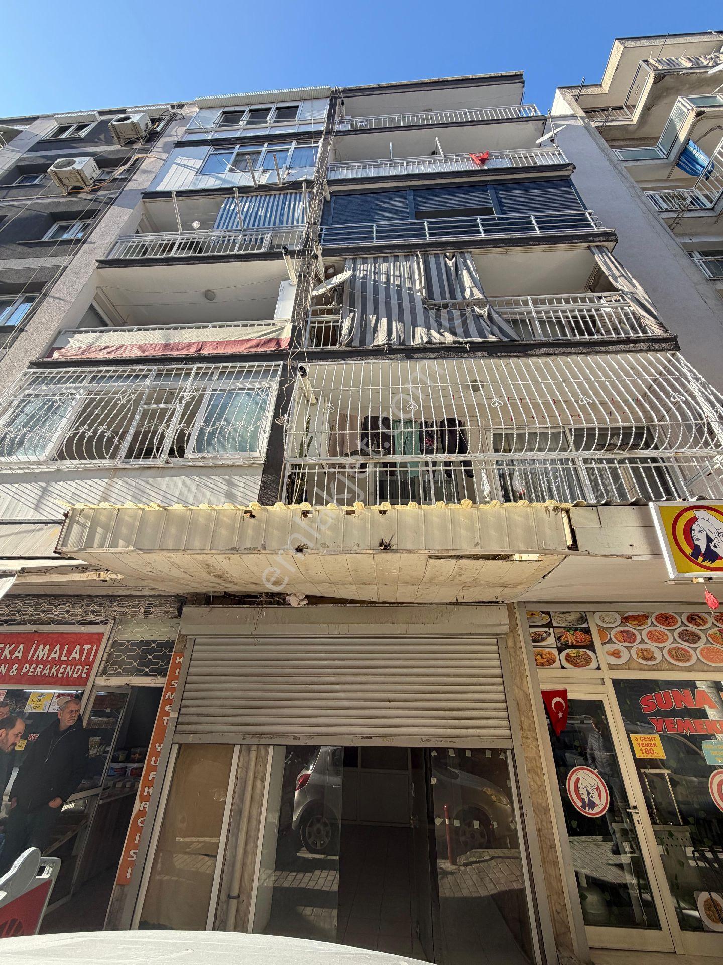 İzmir Konak Atilla Mahallesinde Satılık Dükkan - Görsel 28