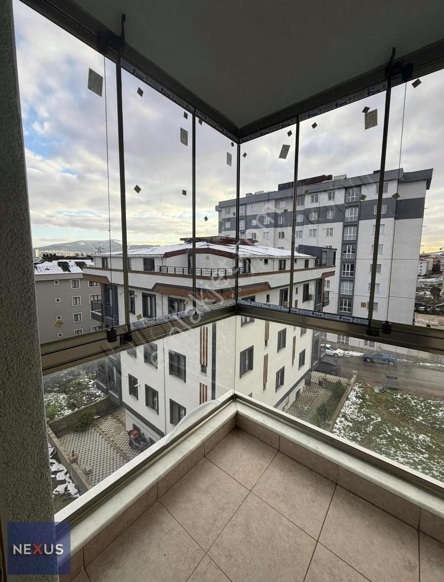 Metroya Yakın Konumda Geniş Kiralık 2+1 Daire Kapalı Balkonlu - Görsel 9