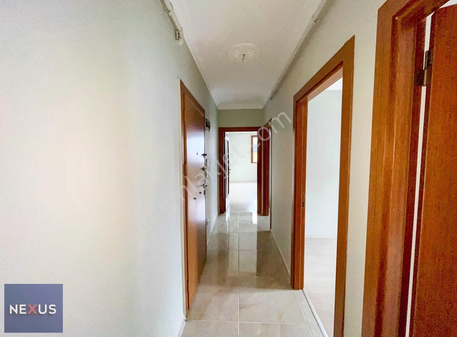 Metroya Yakın Konumda Geniş Kiralık 2+1 Daire Kapalı Balkonlu - Görsel 6