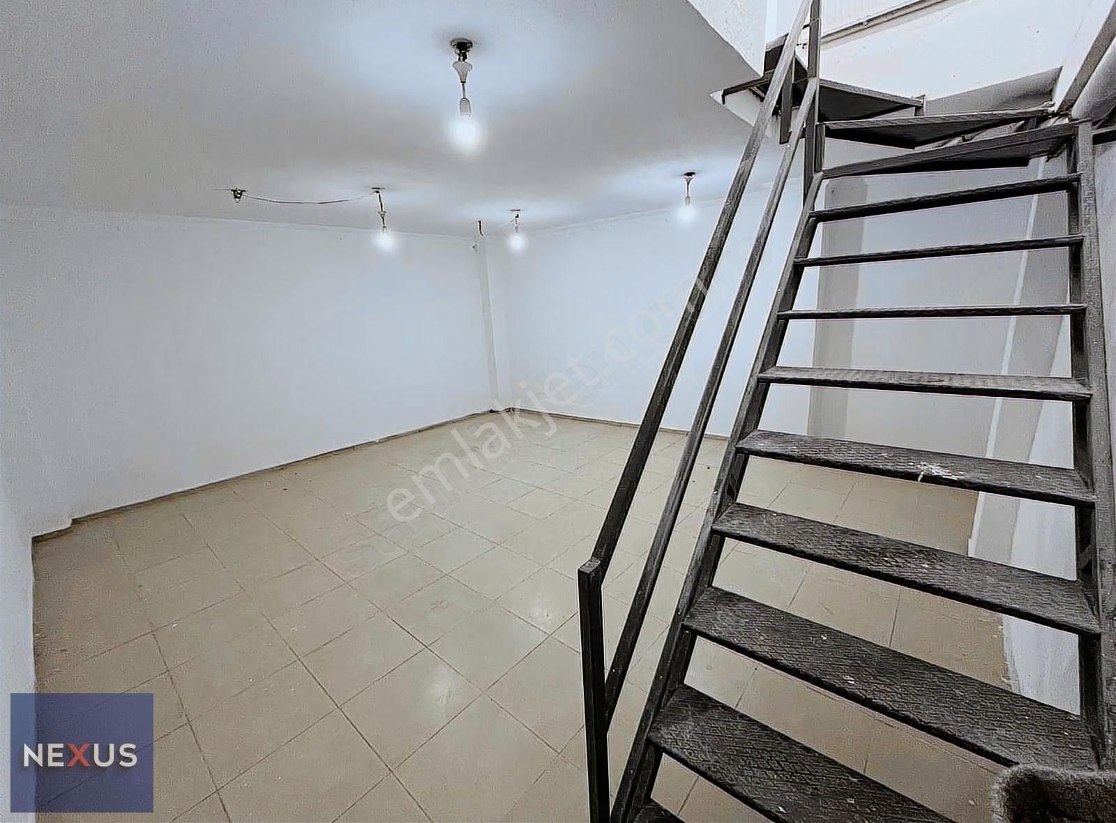 Sultanbeyli Necipfazıl Mahallesi'nde Kiralık 110 M² Dükkan - Görsel 5
