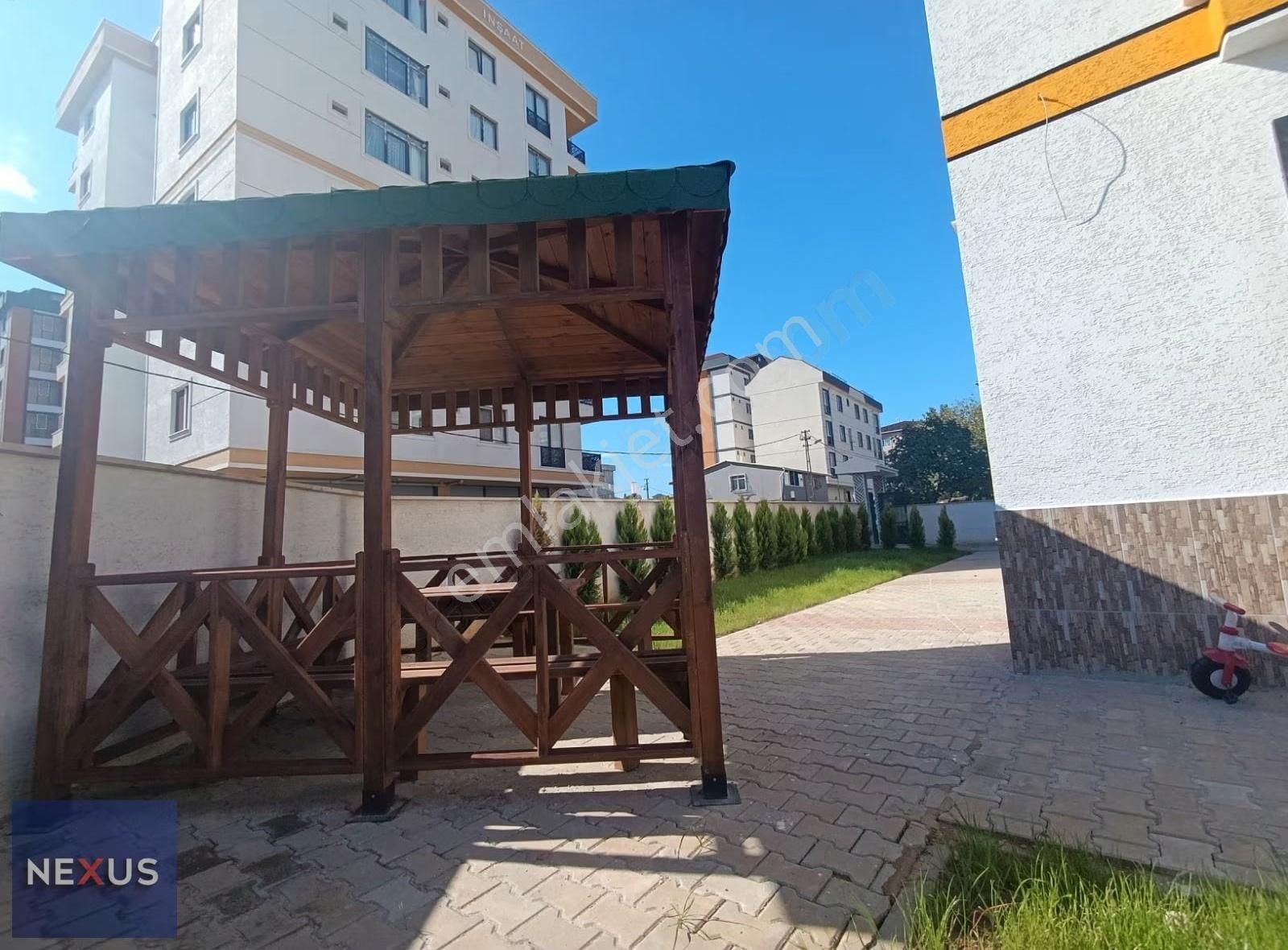 Sultanbeyli'de Butik Sitede Kiralık 2+1 Geniş Sıfır Arakat Daire - Görsel 25