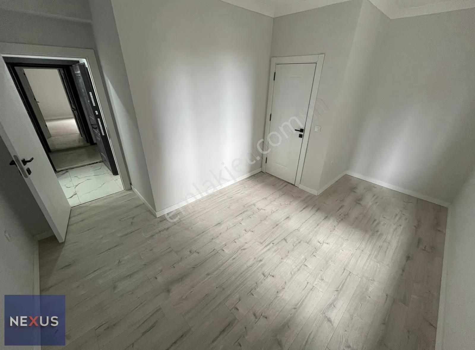 Sultanbeyli'de Butik Sitede Kiralık 3+1 Arakat Geniş Daire - Görsel 4