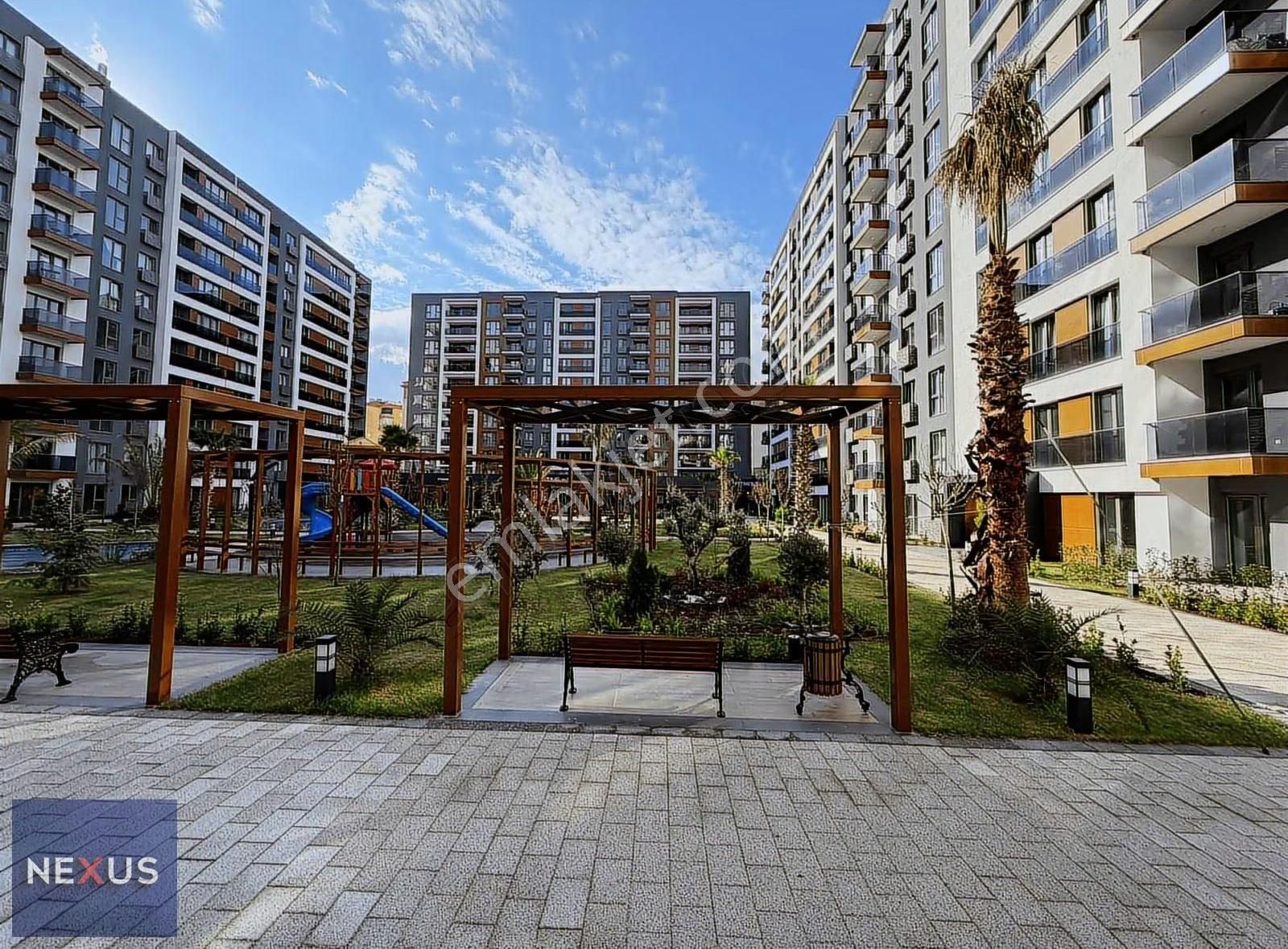 Pendik Yenişehir Mah Siltaş Premium Sitesi Kiralık 3+1 Daire