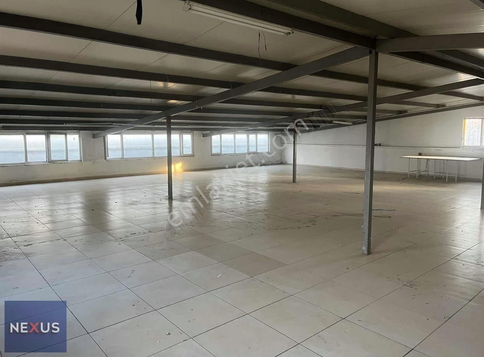 Sultanbeyli Bosna Bulvarın'da 350 M2 Kiralık İş Yeri Dükkan - Görsel 4