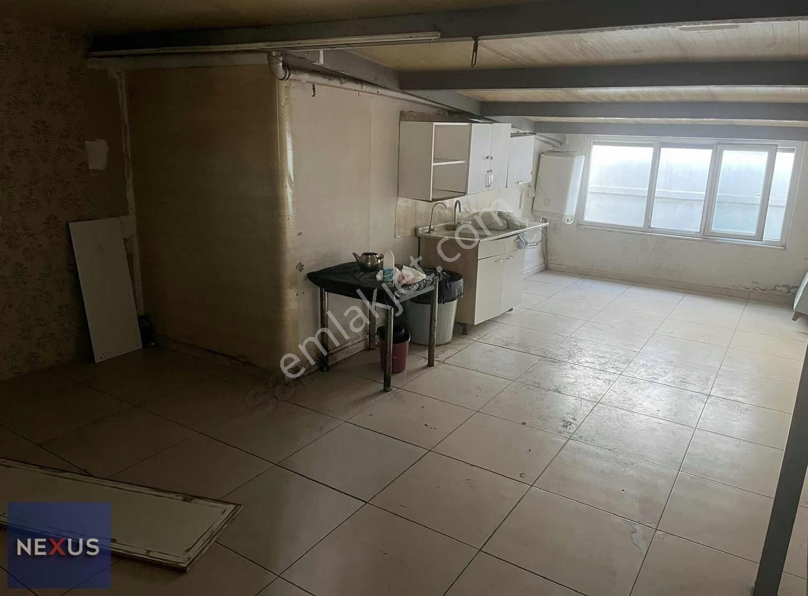 Sultanbeyli Bosna Bulvarın'da 350 M2 Kiralık İş Yeri Dükkan - Görsel 2