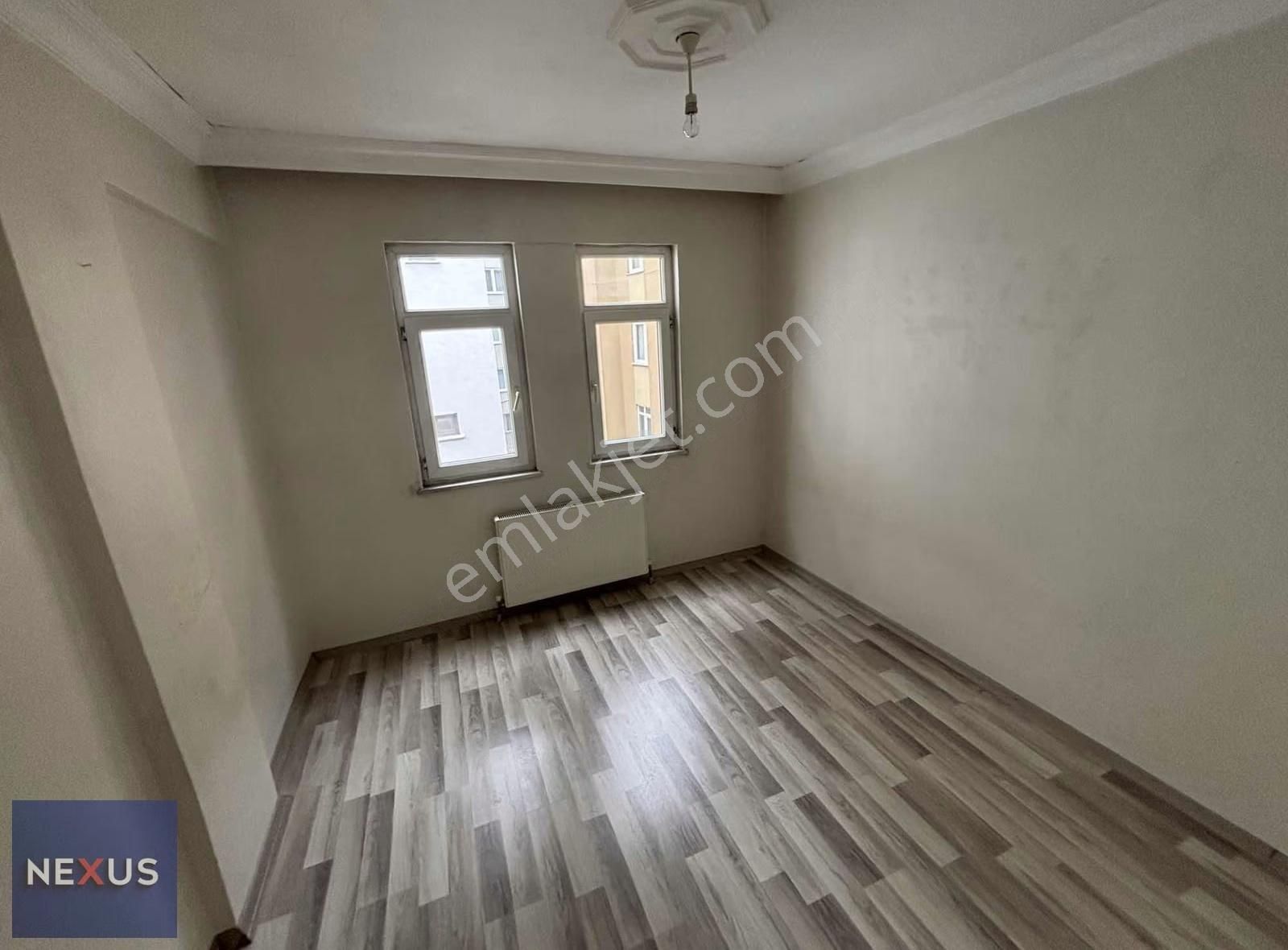 Sultanbeyli Turgutreis Mahallesinde Kirlık 2+1 Daire - Görsel 8