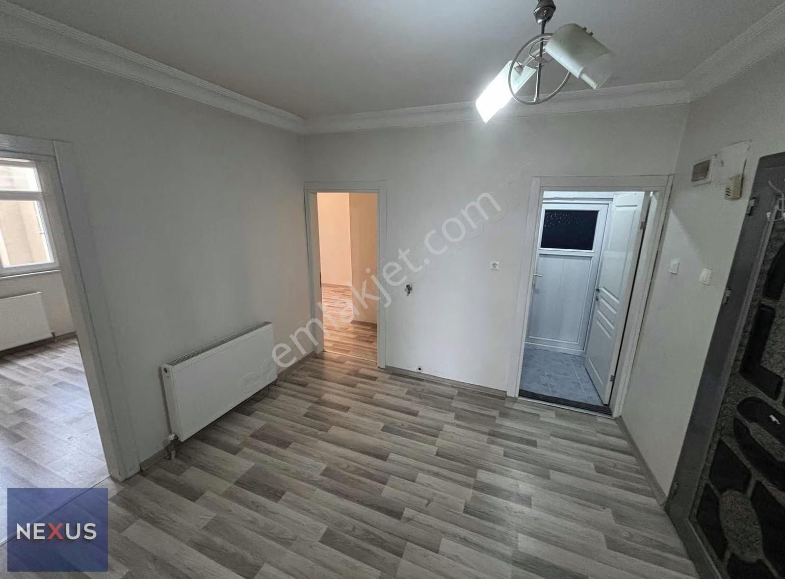 Sultanbeyli Turgutreis Mahallesinde Kirlık 2+1 Daire - Görsel 16