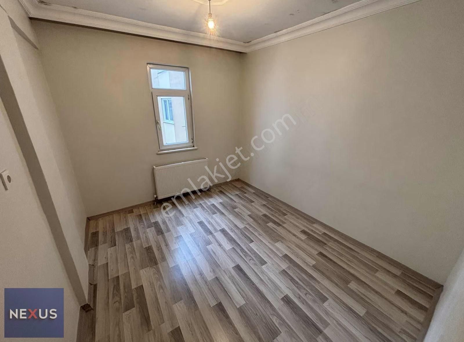 Sultanbeyli Turgutreis Mahallesinde Kirlık 2+1 Daire - Görsel 2