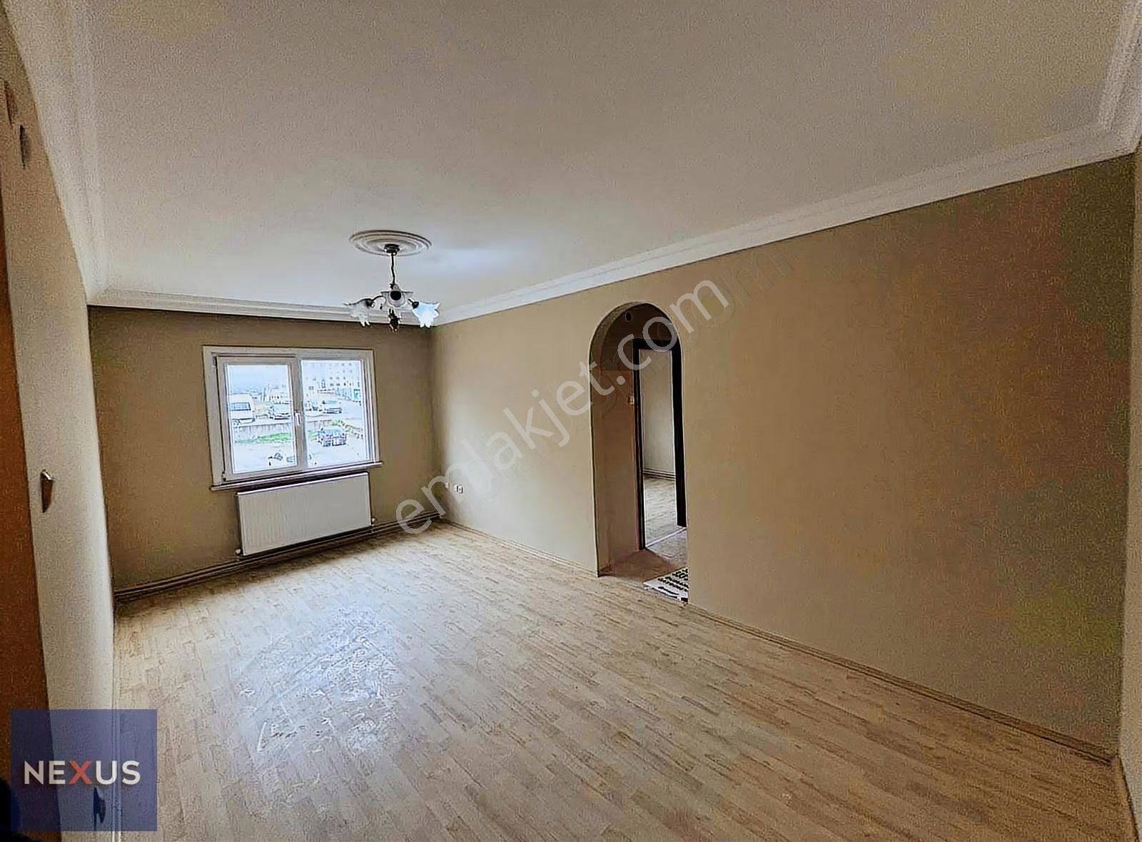 Pendik Yenişehir 2+1 Kirlık Daire Viyaport Avm Yakın - Görsel 3