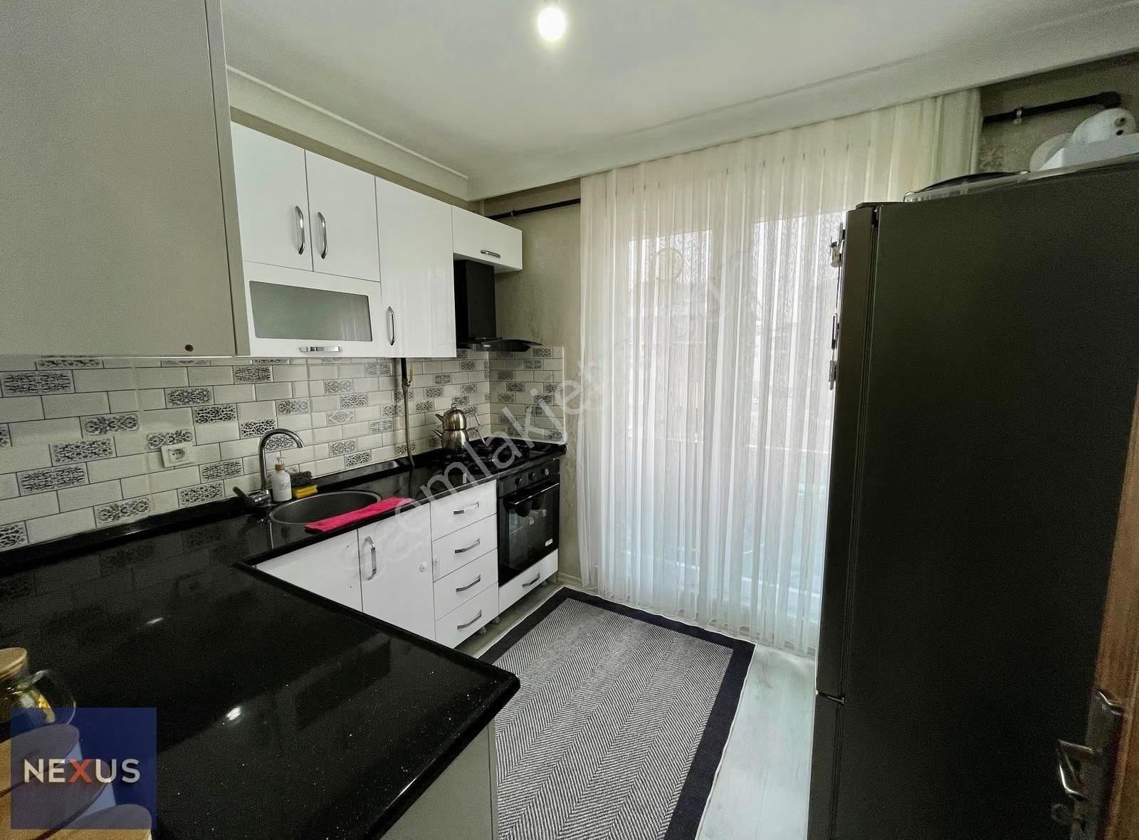 Adil Mahallesinde Satılık 2+1 Daire Merkezi Konum Balkonlu - Görsel 14