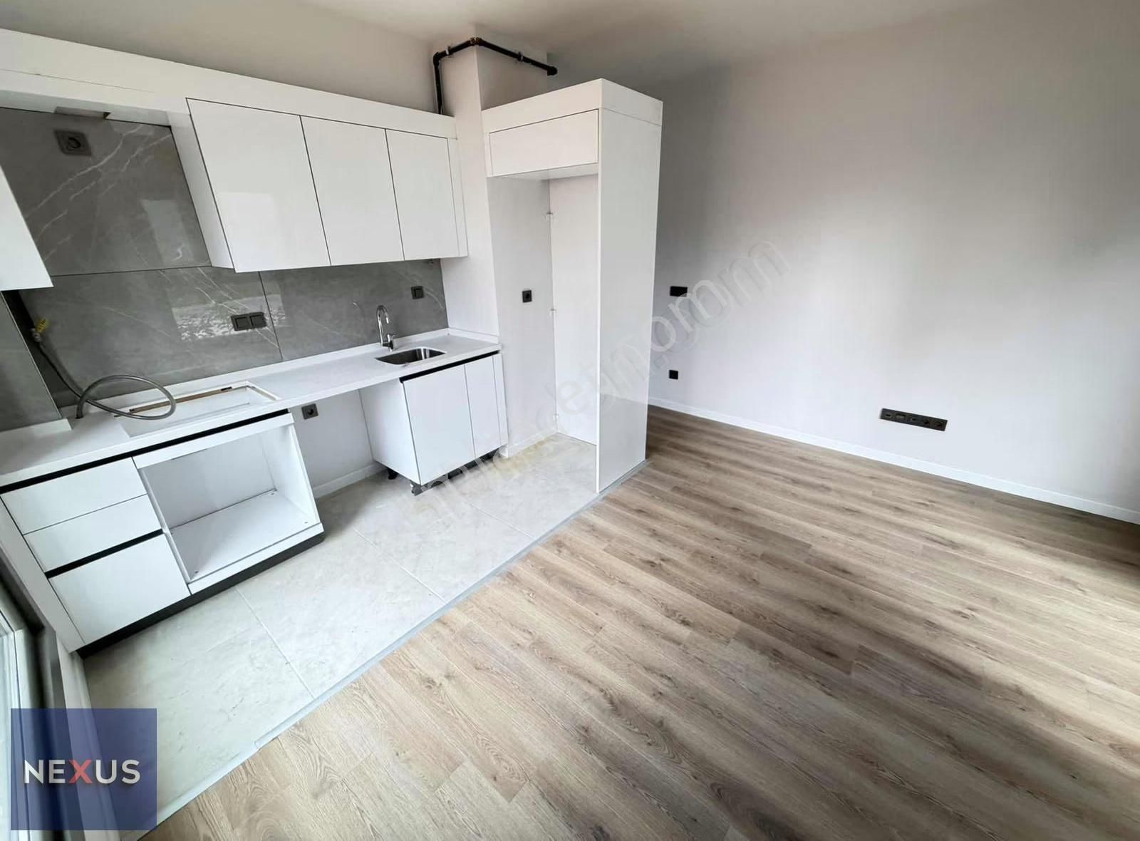 Kartal Hürriyet Mah Kaper Sitesi Bahçe Katı Kiralık 2+1 Daire - Görsel 4