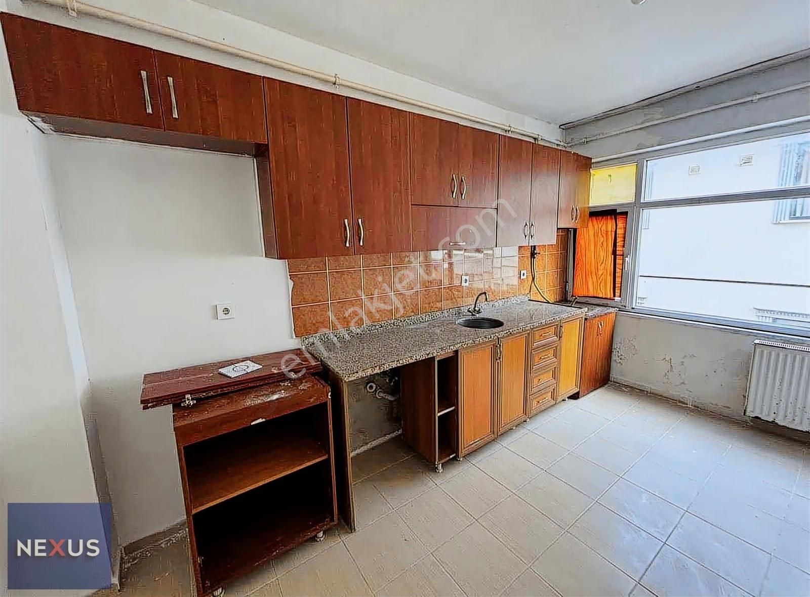 Sultanbeyli Turgutreis Mah. Cadde Üstünde Kiralık 2+1 Daire - Görsel 6