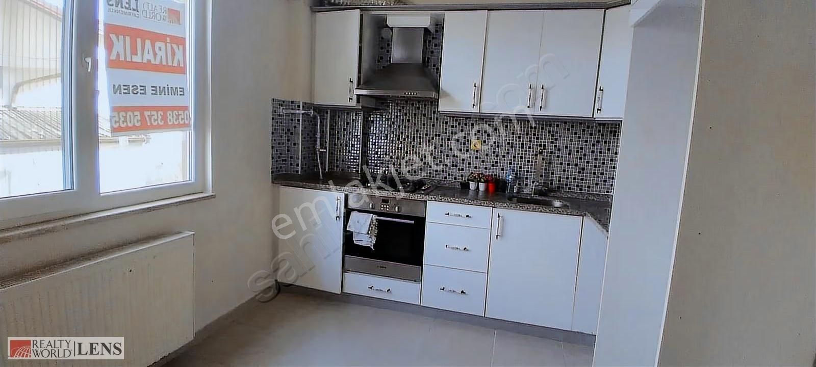 Merkezi Konumda , Ferah, 2+1 Kiralık Daire - Görsel 18