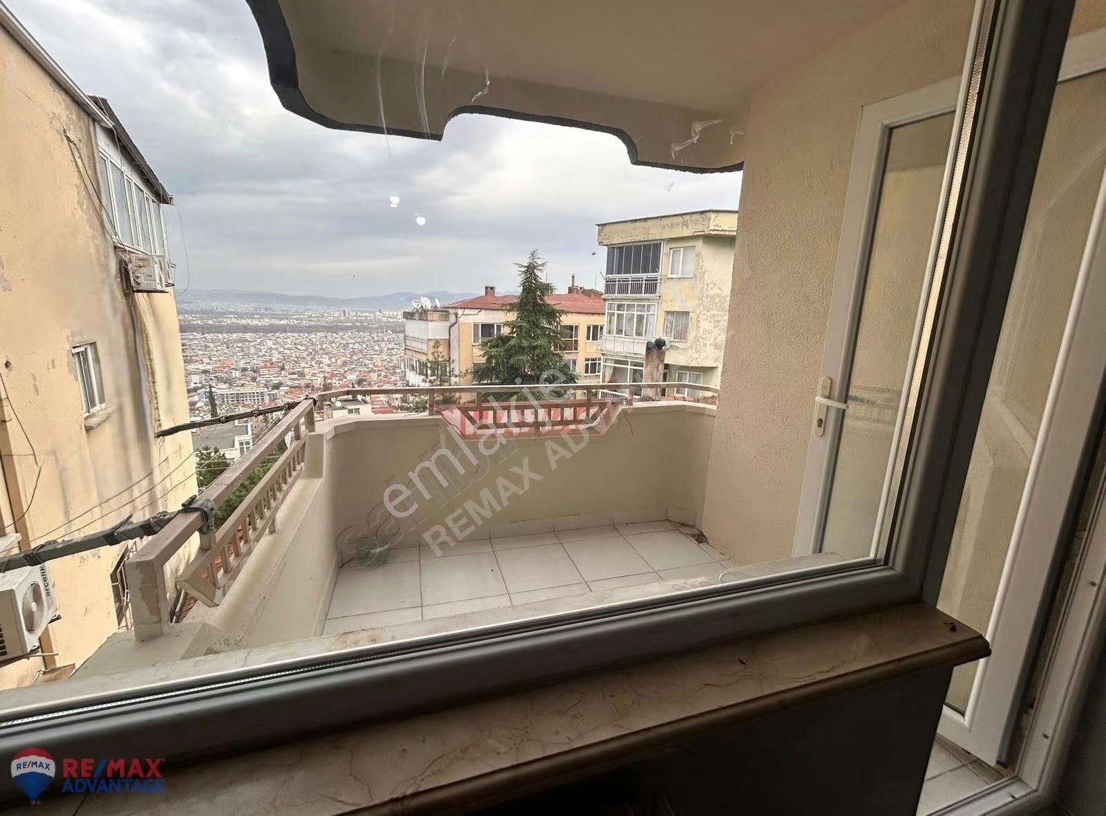 Remax Advantage'dan Çekirgede 3+1 Ara Kat Aile Sitesi - Görsel 4