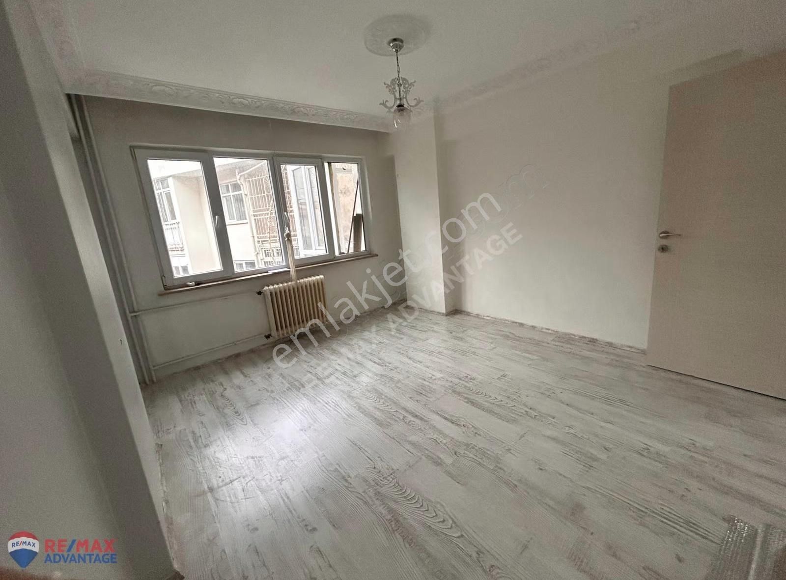 Remax Advantage'dan Çekirgede 3+1 Ara Kat Aile Sitesi - Görsel 9