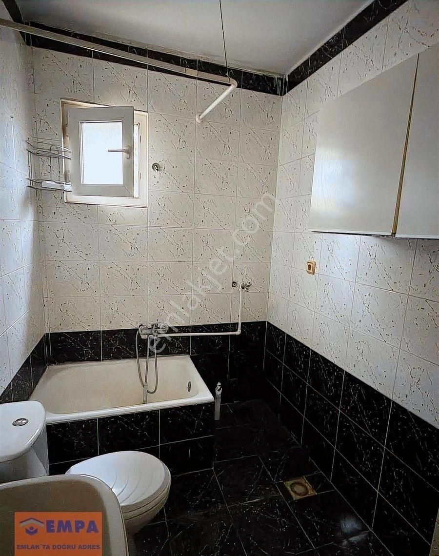 Gençlik Caddesinde Kiralık Geniş 2+1 - Görsel 4