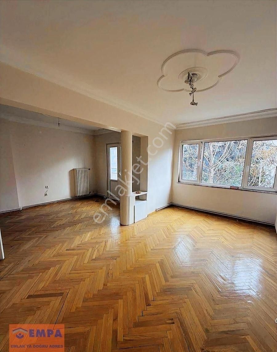 Gençlik Caddesinde Kiralık Geniş 2+1 - Görsel 6