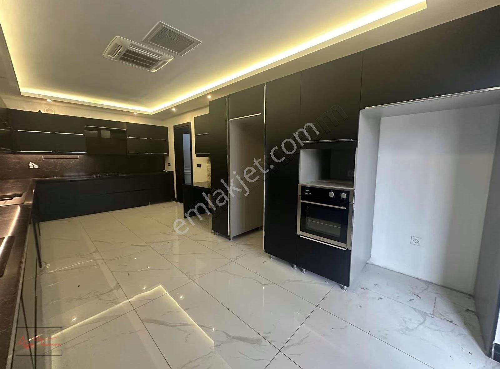 Tepeören Milenyum Park Evlerinde B Tipi 5+1 Çok Şık Villa - Görsel 12