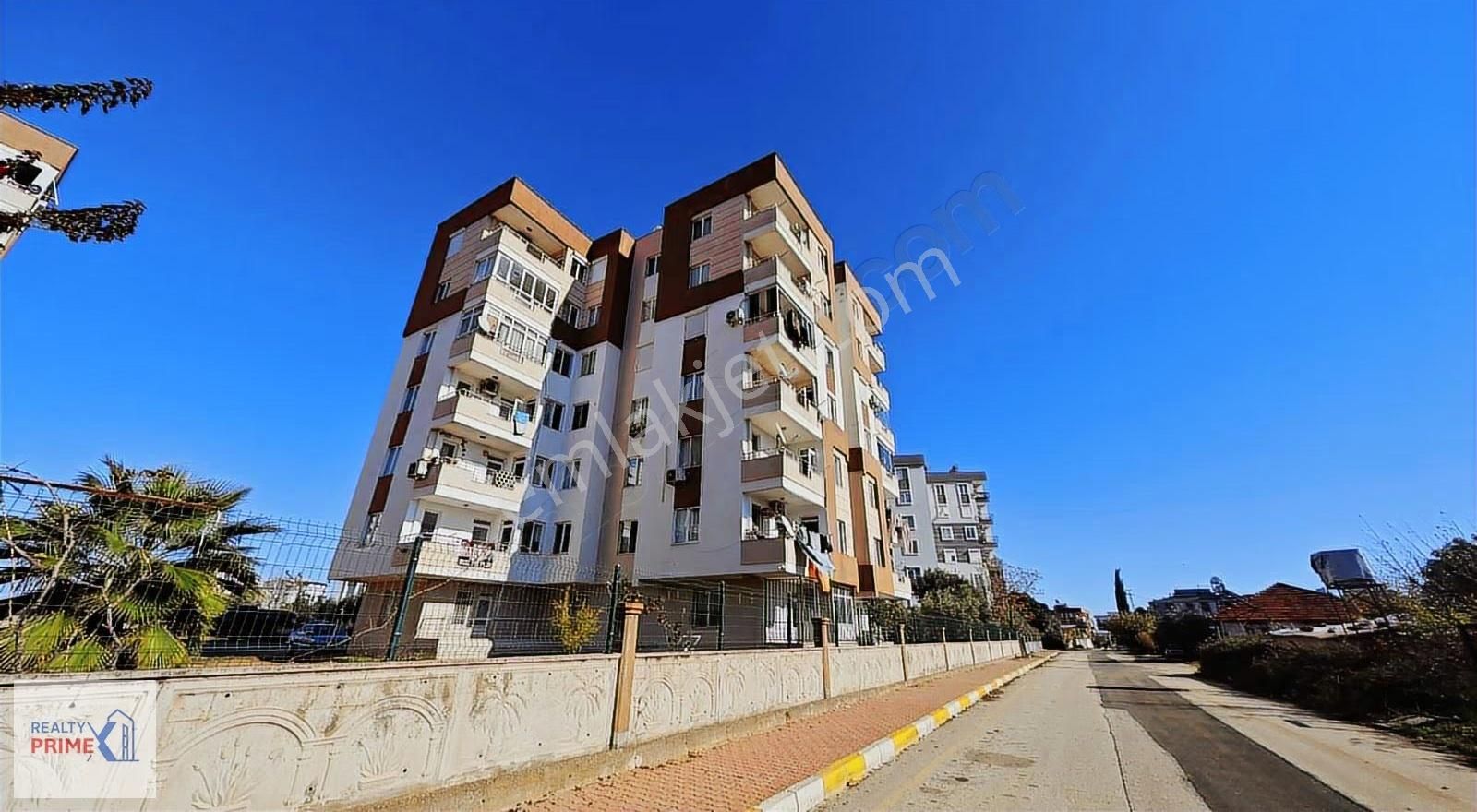 Hüsnü Karakaşta 2+1 Satılık Daire Güney Cephe Krediye Uygun