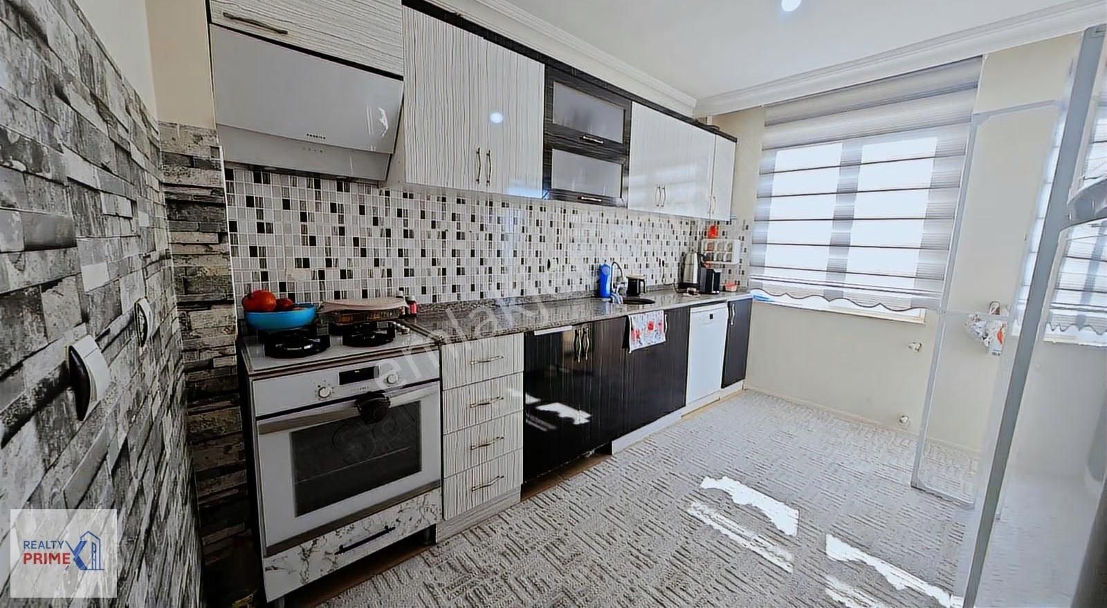 Hüsnü Karakaşta 2+1 Satılık Daire Güney Cephe Krediye Uygun - Görsel 6