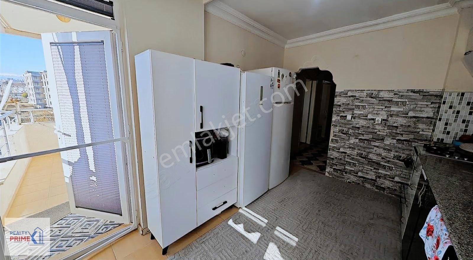Hüsnü Karakaşta 2+1 Satılık Daire Güney Cephe Krediye Uygun - Görsel 2