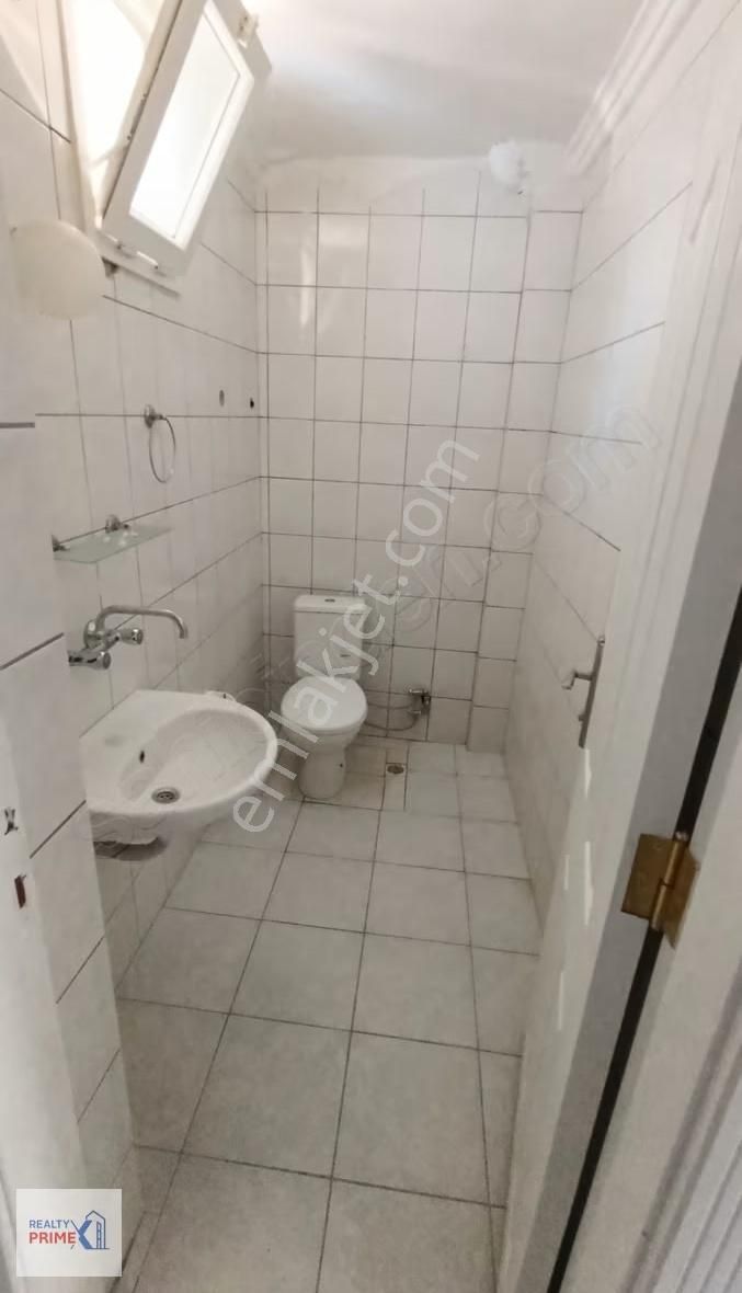 Beyazevler Sitesi Satılık Havuzlu Tribleks 4+1 Villa 2 Mutfak - Görsel 31
