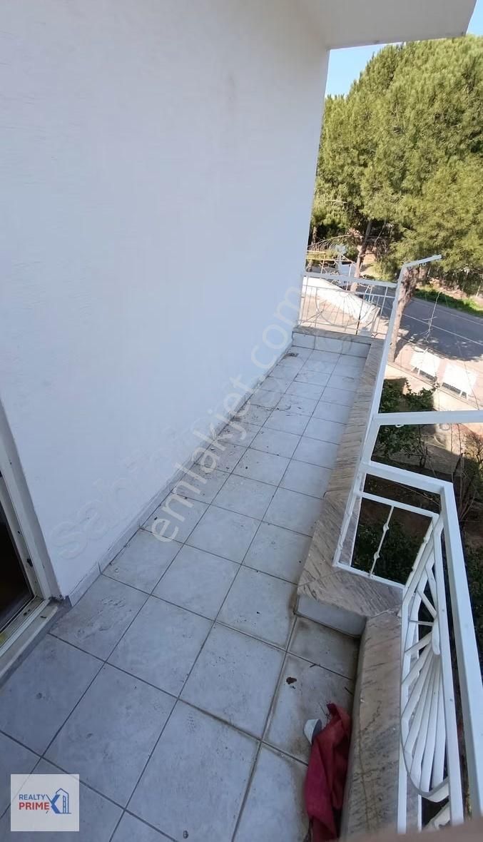 Beyazevler Sitesi Satılık Havuzlu Tribleks 4+1 Villa 2 Mutfak - Görsel 19