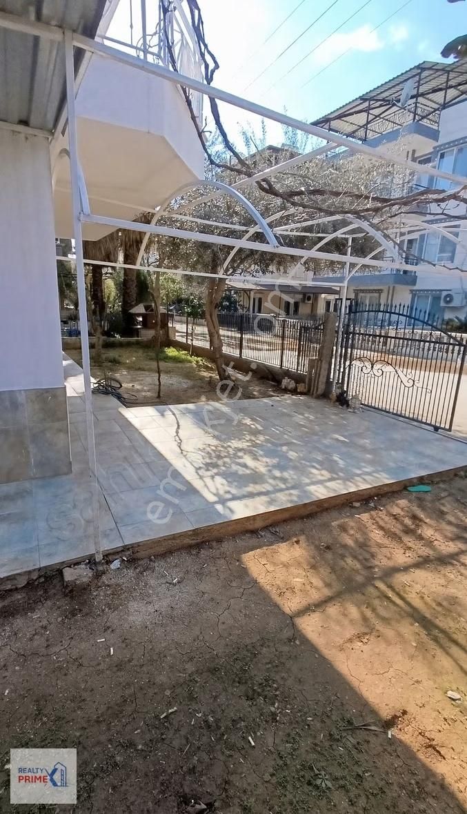 Beyazevler Sitesi Satılık Havuzlu Tribleks 4+1 Villa 2 Mutfak - Görsel 23