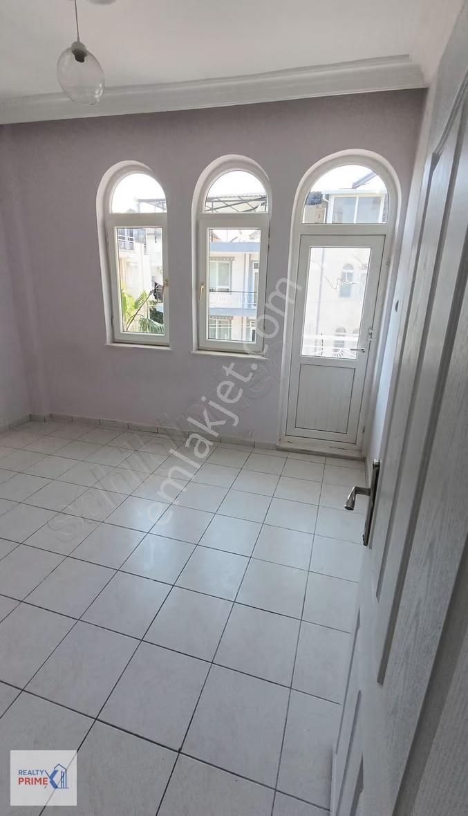 Beyazevler Sitesi Satılık Havuzlu Tribleks 4+1 Villa 2 Mutfak - Görsel 10
