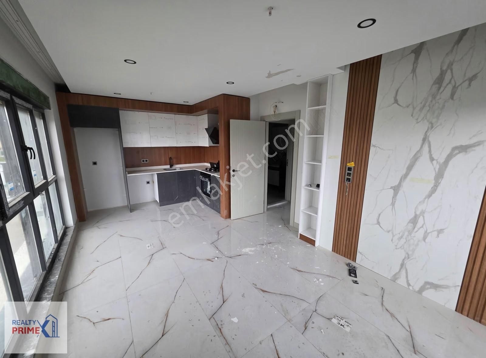 Agora Avm'nin Dibinde Ultra Lüks Havuzlu Sitede Geniş 1+1 Daire - Görsel 28