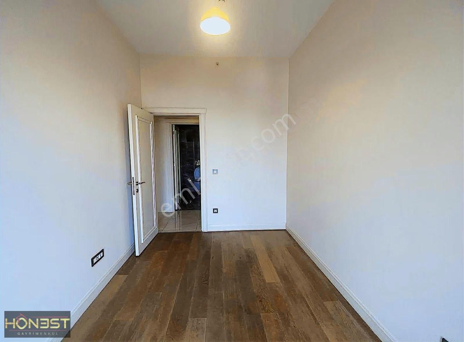 Kiptaş Venezia Mega Satılık 3+1 Boş Daire...avm Havuz Mnz. - Görsel 21