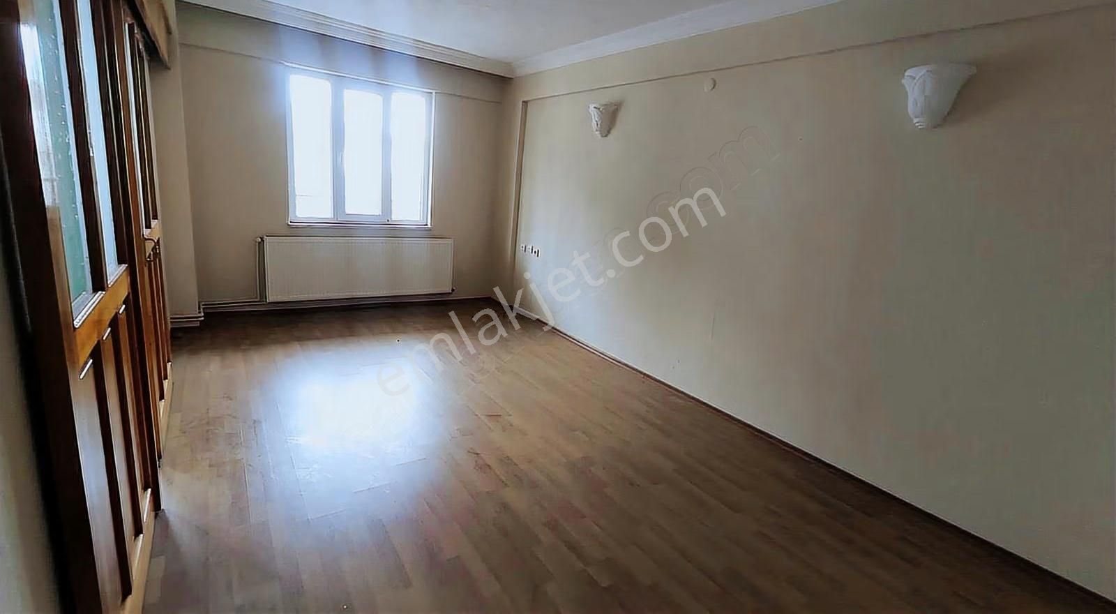 Ram Invest'ten Ertuğrul Gazi Caddesi'nde 3+1 Kiralık Daire - Görsel 3