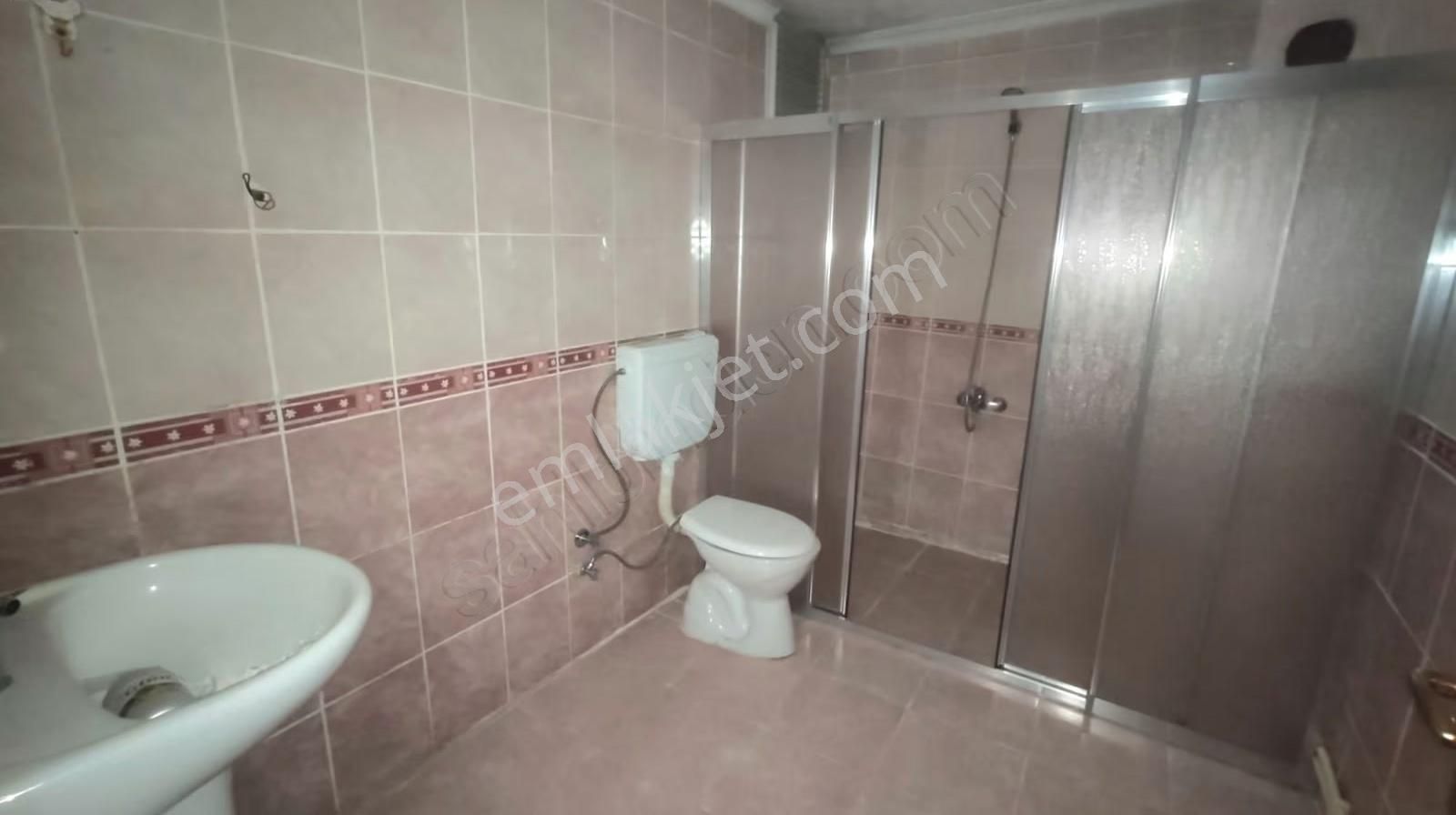 Ram Invest'ten Ertuğrul Gazi Caddesi'nde 3+1 Kiralık Daire - Görsel 9