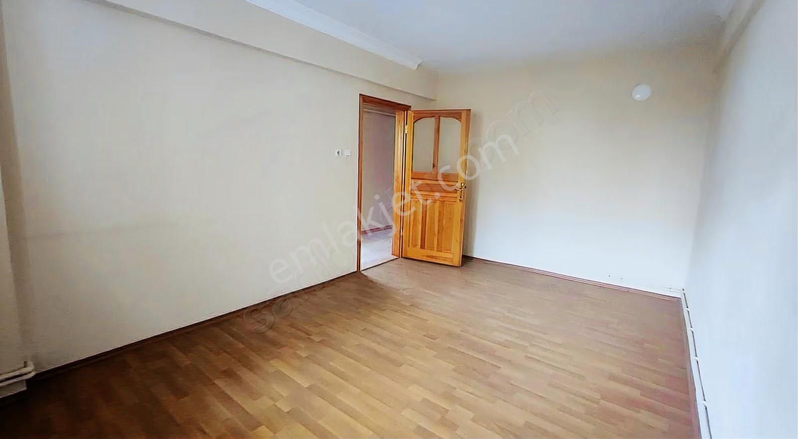 Ram Invest'ten Ertuğrul Gazi Caddesi'nde 3+1 Kiralık Daire - Görsel 14