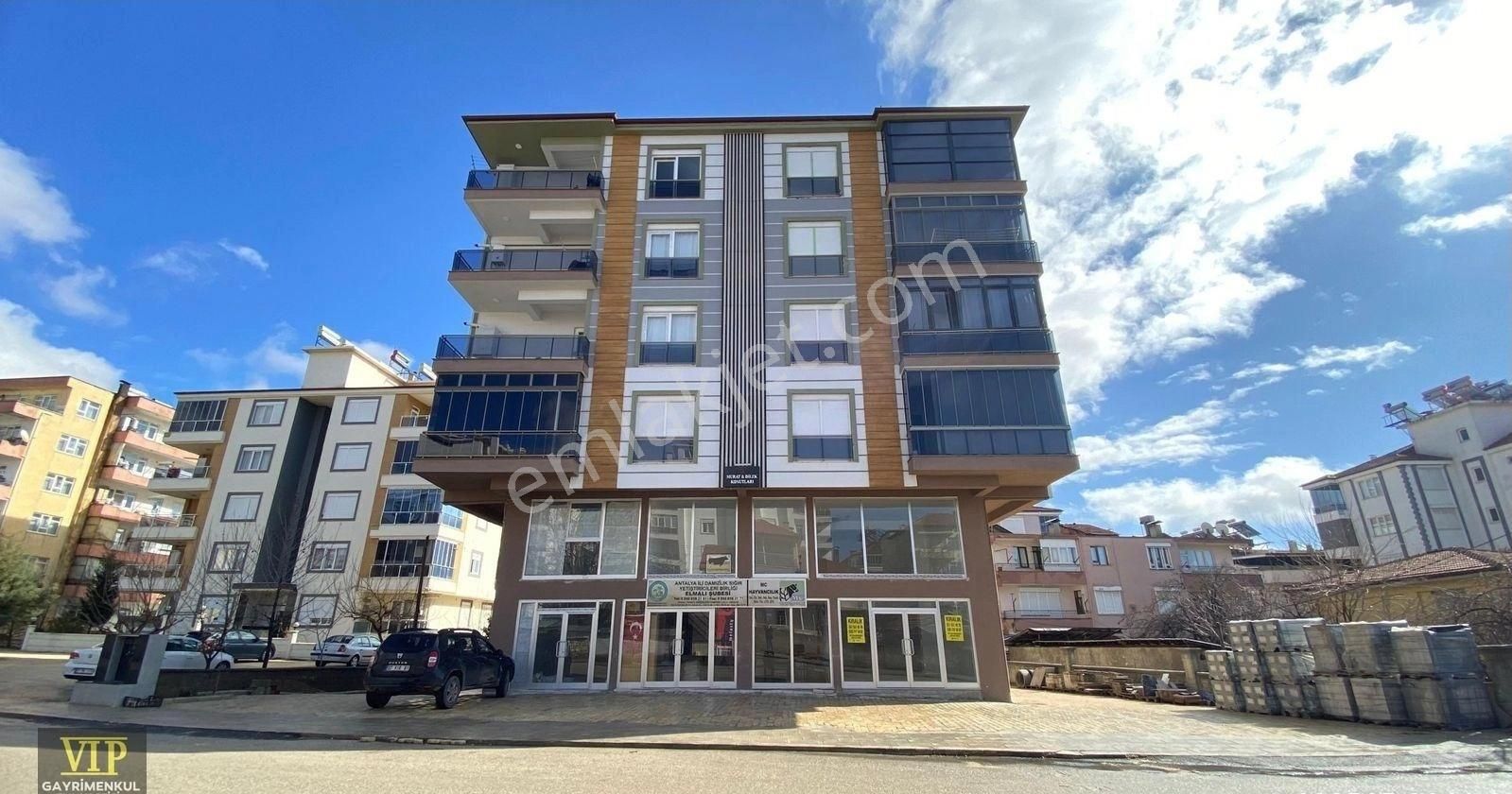 Vip Gayrimenkul'den Çarşı Merkezinde Kiralık Dükkan - Görsel 3