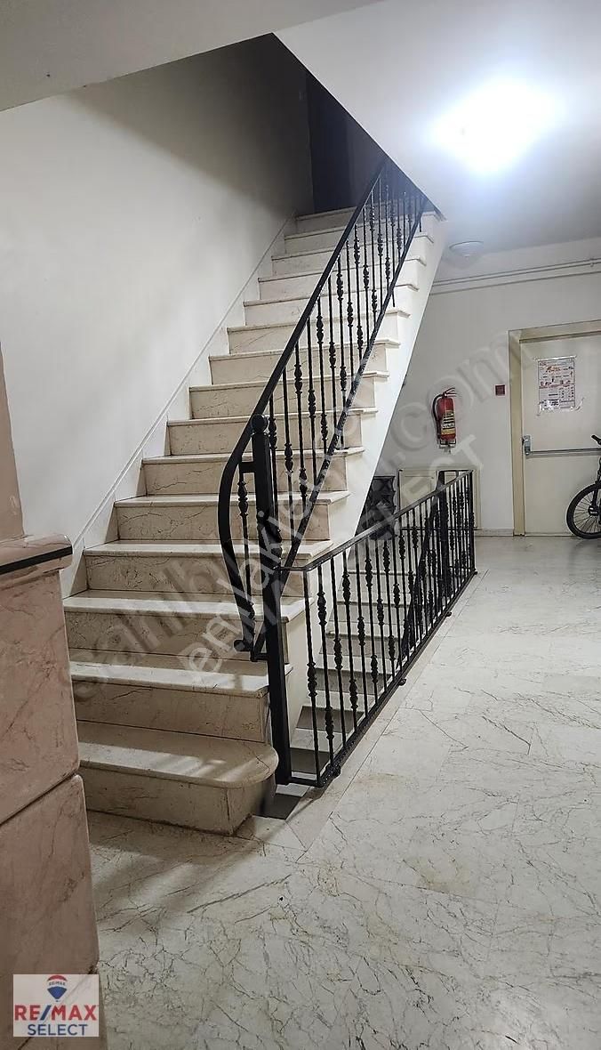 Bayrampaşa Park Evlerinde Satılık 3+1 Daire - Görsel 3