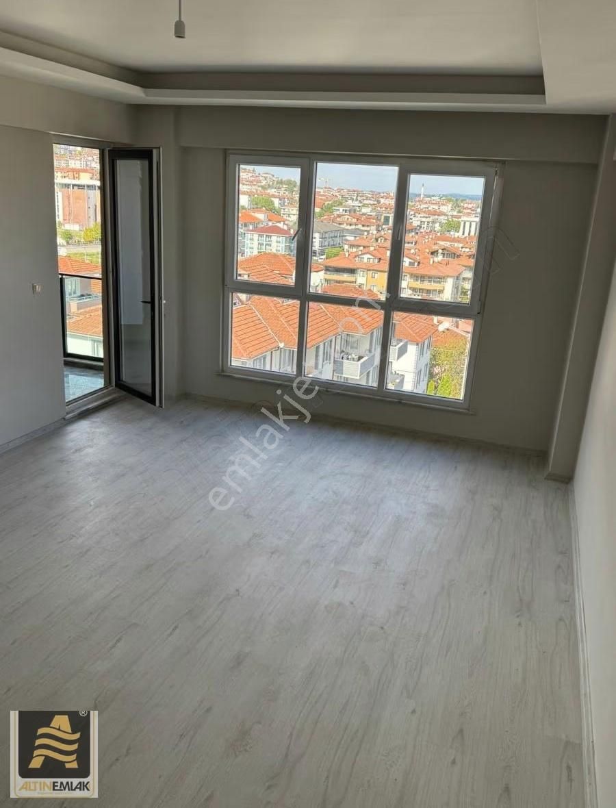 Serdivan Kemalpaşa Mahallesinde Satılık Lüks 3+1 Daire - Görsel 24