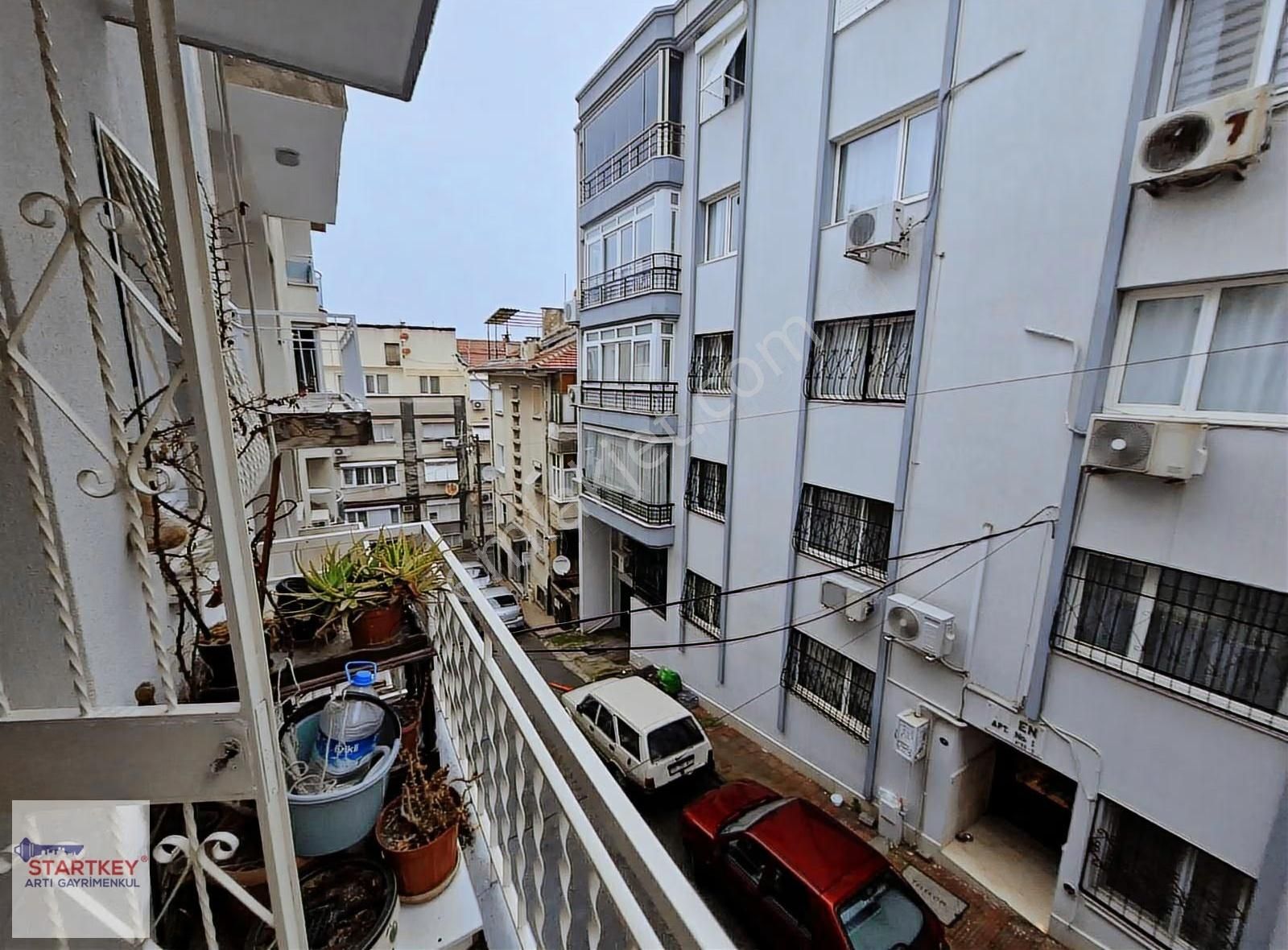 İzmir Konak Mithatpaşa Mahallesi Satılık 2+1 Daire - Görsel 21