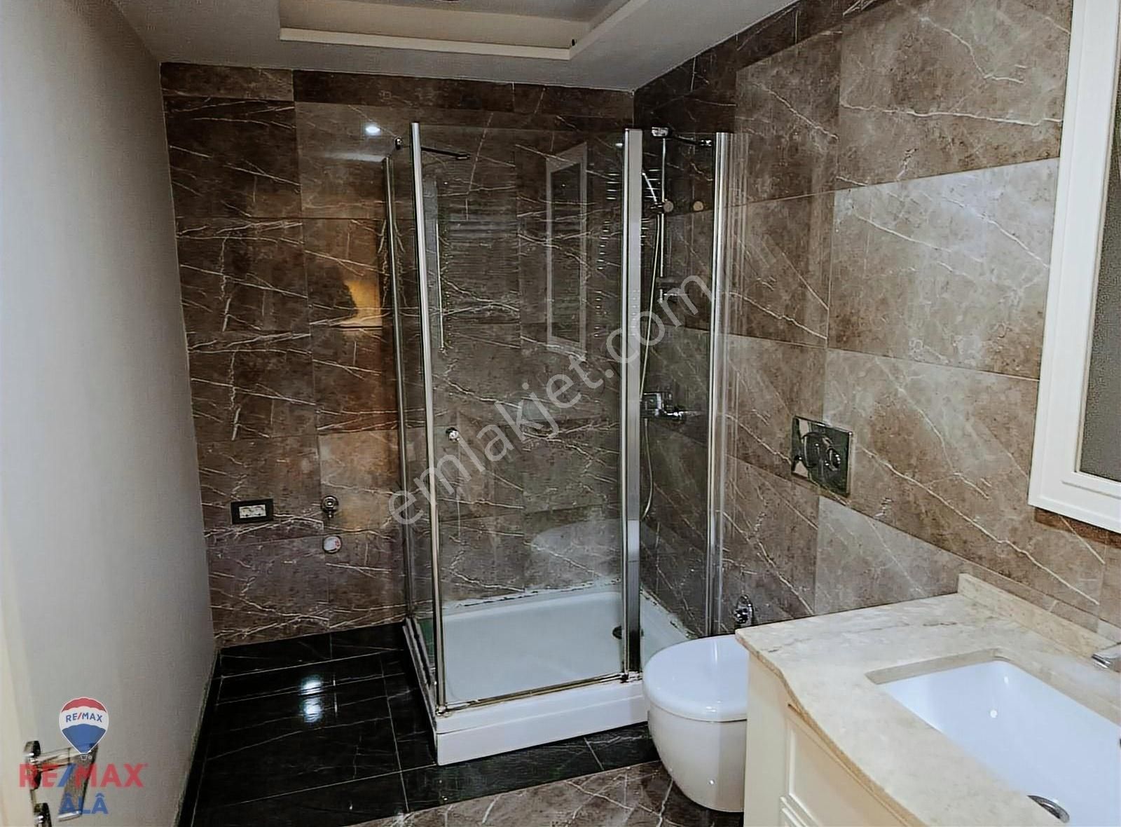 Remax Âlâ Gayrimenkul'den Viaport Venezia'da Kiralık Daire - Görsel 7