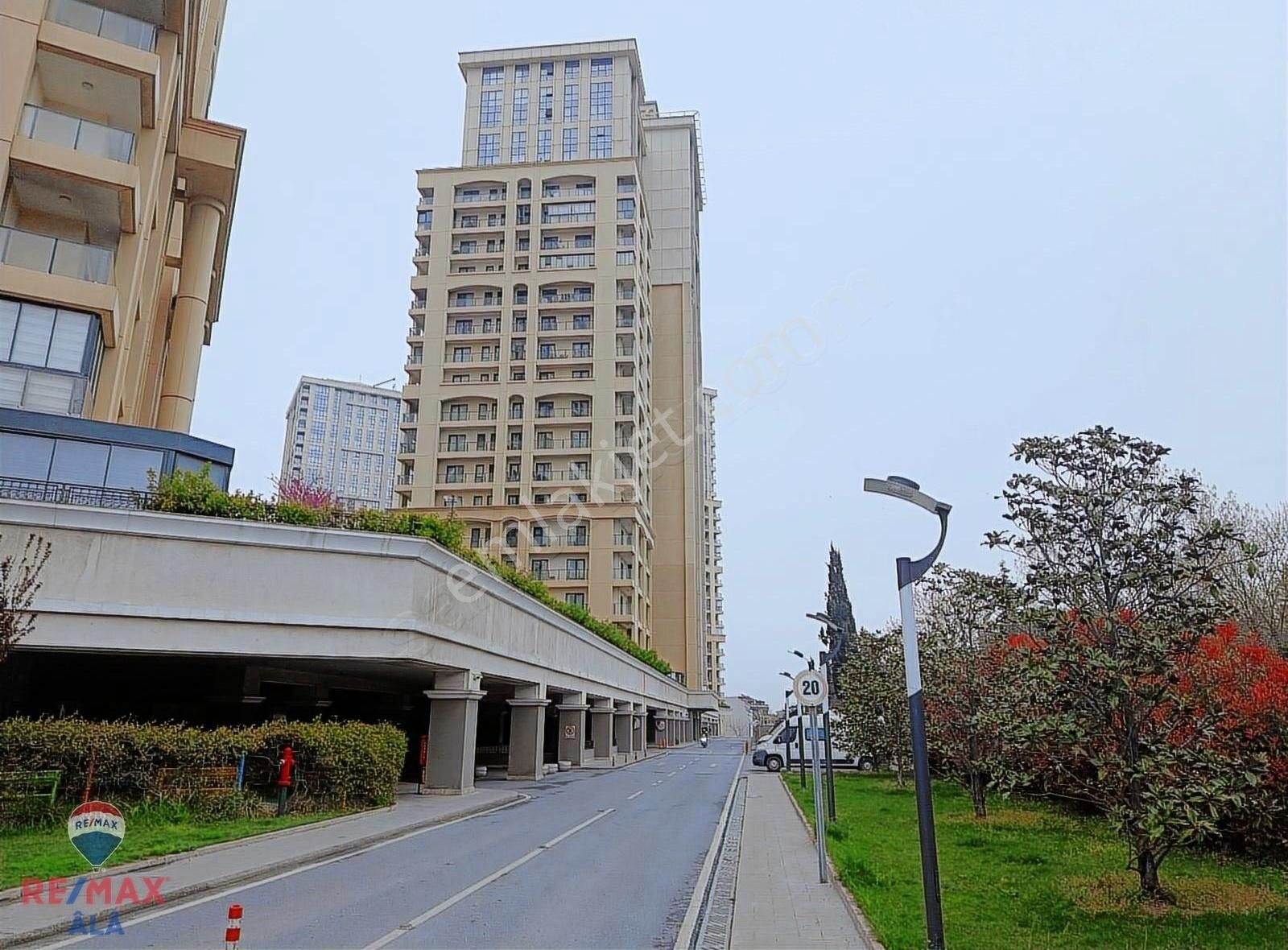 Remax Âlâ Gayrimenkul'den Viaport Venezia'da Kiralık Daire - Görsel 15
